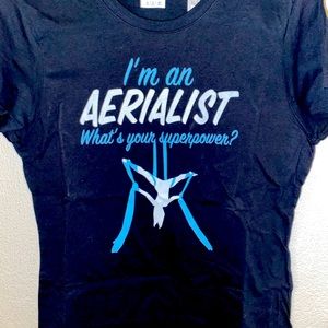 Aerialist tee